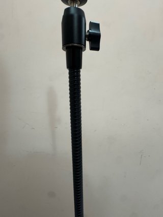 Treppiede per telefono flessibile
