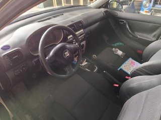 Seat 230156 piloto trasero izquierdo 45208dy2 leon