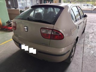 Seat 230156 piloto trasero izquierdo 45208dy2 leon