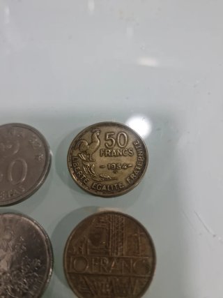 4 Monedas Antiguas Francesas y Españolas