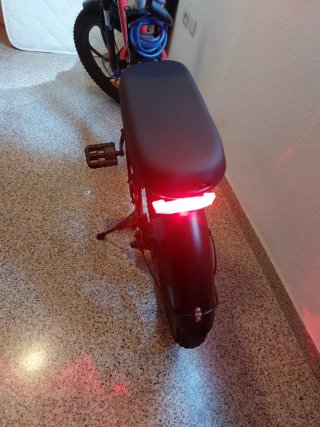 Bicicleta Eléctrica Plegable HITWAY Roja