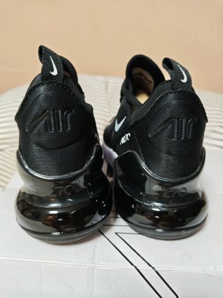 Nike Air Max 270 Zapatillas Negras