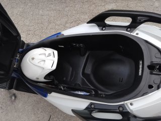 Honda Forza 125 Maxi Scooter