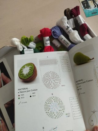 Kit Amigurumis Crochet Verduras DMC