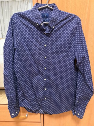 Camisa Gant Azul con Estampado
