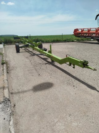 Corte Claas V750