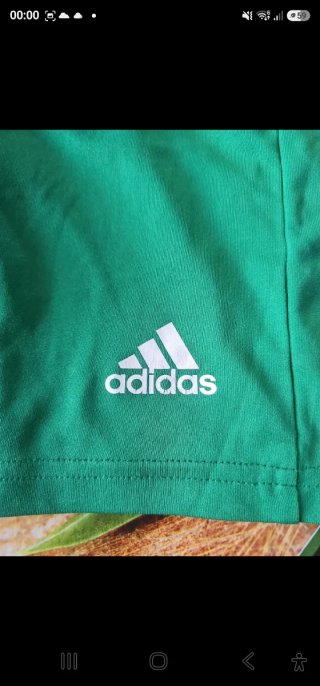 Pantaloncini Adidas Bimbo 7/8 Anni Verdi