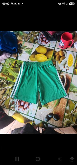 Pantaloncini Adidas Bimbo 7/8 Anni Verdi