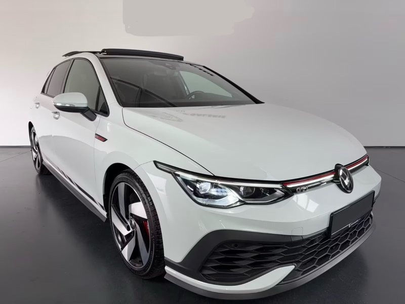 Volkswagen Golf 8 GTI CLUBSPORT 2.0 DSG 2023