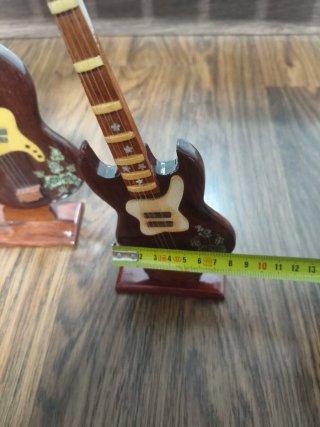 Decoración Guitarra Madera (INDIVIDUAL)