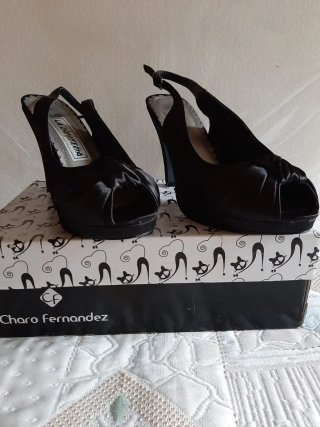 Zapatos Charo Fernandez Talla 39 Negros