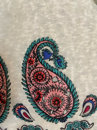 Blusa Oversize con Bordado Paisley