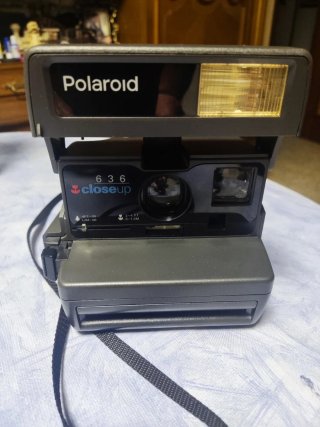 Cámara Polaroid 636 Closeup