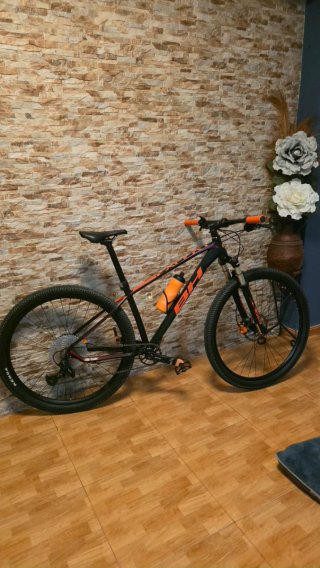 Bicicleta BH Montaña Negra Naranja
