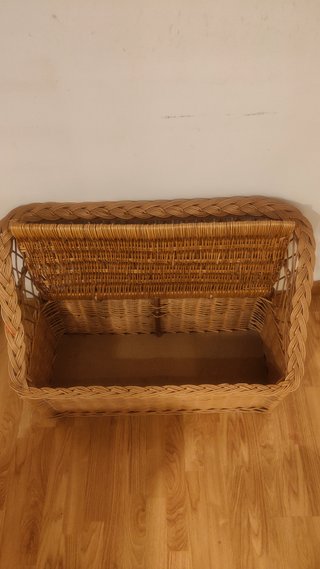 Banco baúl mimbre natural vintage