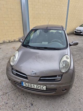 Nissan Micra 2005 pegatina "B" gasolina