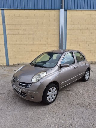 Nissan Micra 2005 pegatina "B" gasolina