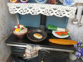 Cocina miniatura con accesorios