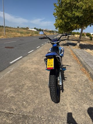 Derbi Senda DRD Racing Azul y Blanco