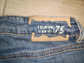 Pantalón vaquero corto hombre