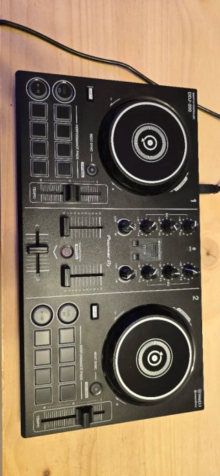 Pioneer DDJ-200 CON CAJA ORIGINAL