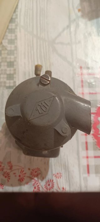 Carburador IRZ ciclomotor antiguo
