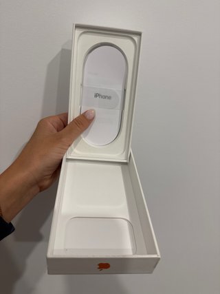 Caja iPhone 17 Pro Naranja