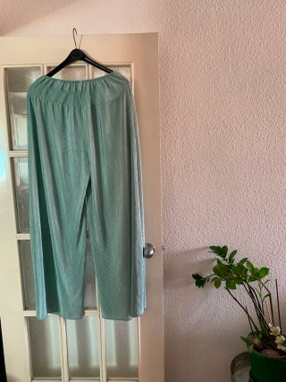 Conjunto verde ancho plisado