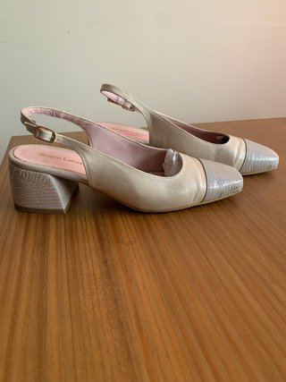 Zapatos de vestir slingback beige