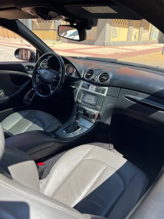 Mercedes-Benz  CLK 2009