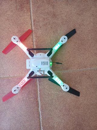 Dron WLtoys V686G FPV con Pantalla y Cámara