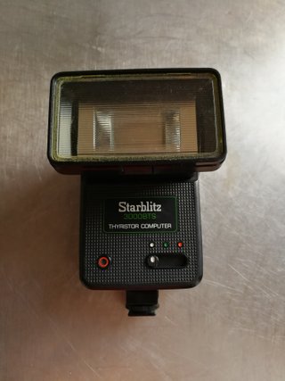 Cámara Werlisa 35 LED y Flash Starblitz 3000BTS