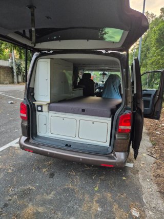 Volkswagen california