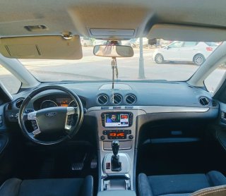 Ford S-MAX 2011
