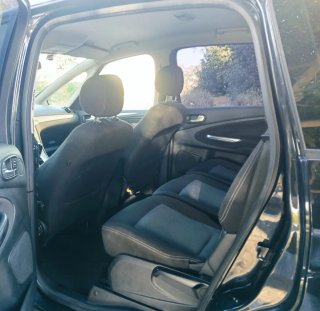 Ford S-MAX 2011