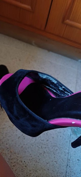 Tacones Terciopelo Negro y Fucsia