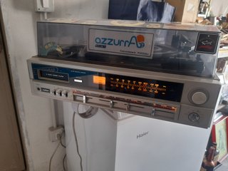 Giradischi e amplificatore vintage