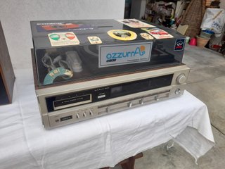 Giradischi e amplificatore vintage