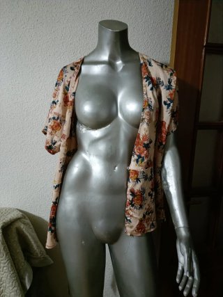 Blusa cruzada rosa floral