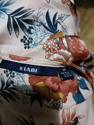 Blusa cruzada rosa floral