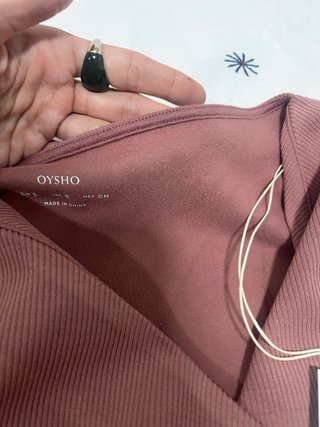 Conjunto deportivo sudadera y mallas Oysho rosa