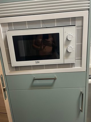 Microondas Beko Blanco con Grill