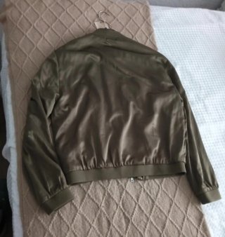 Cazadora bomber verde