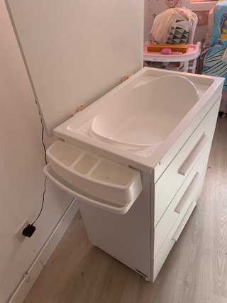 Cómoda cambiador bañera bebé
