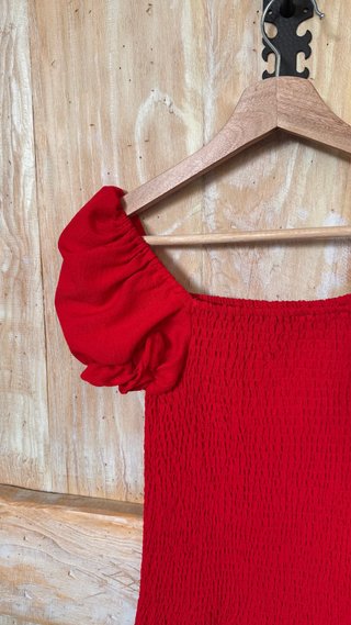 Vestido rojo con volantes