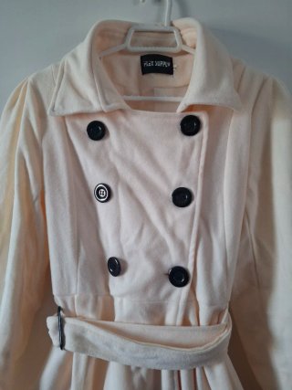 Abrigo de Paño Nuevo de Chica (Talla L)