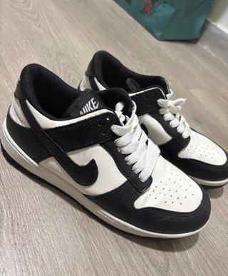 Nike Dunk Low Blanco y Negro