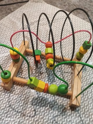 Laberinto de Cuentas de Madera