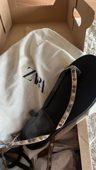Sandalias Zara Piel Tachas Talla 38
