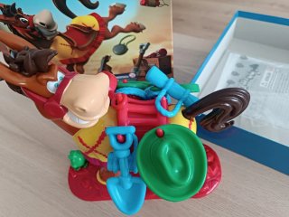 Juego de mesa Tozudo, de Hasbro